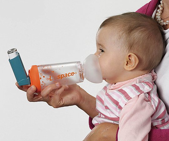 MDI用吸入補助器具 レ・スペース 0～2歳対象 550560